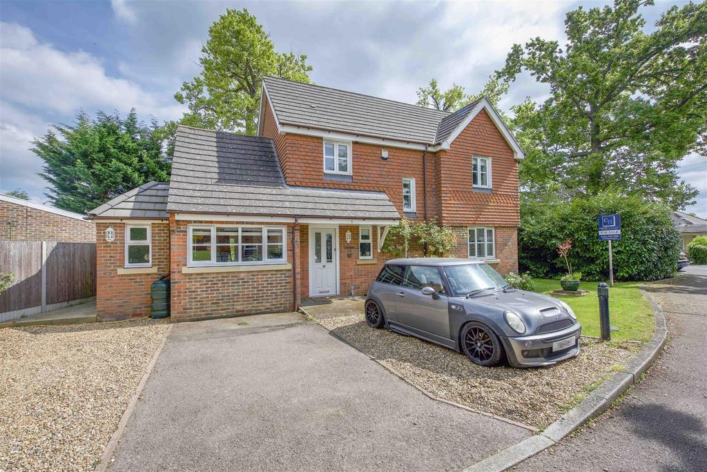 Hamlet Close, Bricket Wood, St. Albans 4 bed detached house for sale