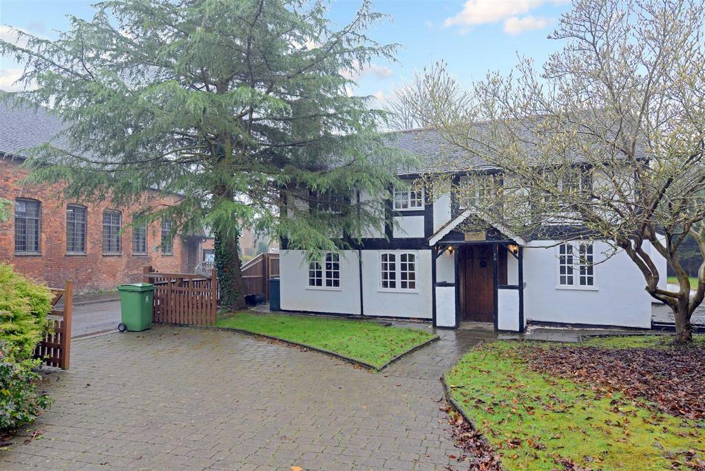 Malthouse Lane, Atcham, Shrewsbury 3 bed detached house £425,000