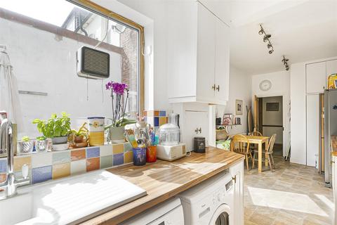 67 Hide Road, Harrow, HA1 4SE