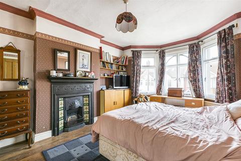 67 Hide Road, Harrow, HA1 4SE