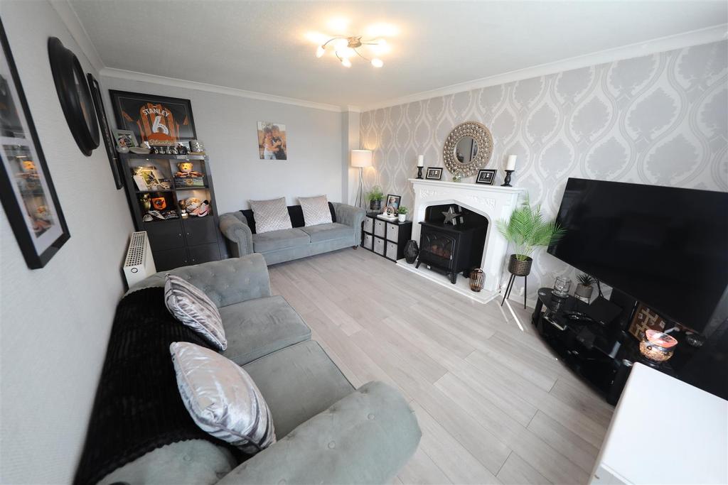 Bisley Grove, Bransholme, Hull 3 bed end of terrace house £120,000