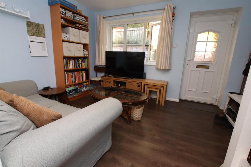 Living Room 1.JPG