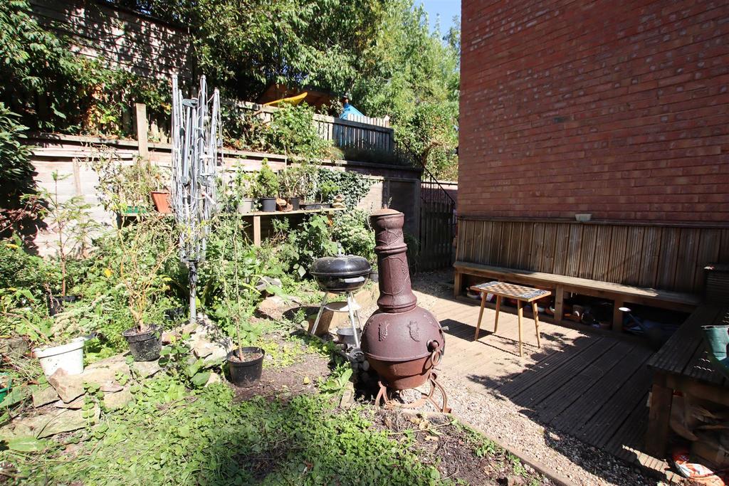Garden1.JPG