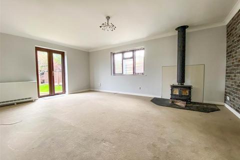 30 Seven Acres, Knighton, LD7 1LF