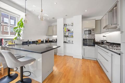 3 bedroom flat to rent, Glenloch Road, Belsize Park NW3