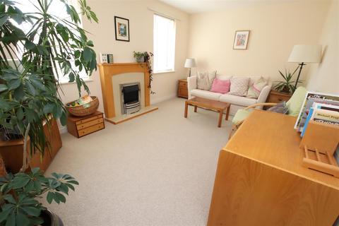 10 Haddeo Drive, Exeter, EX2 7PE