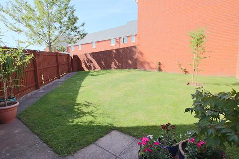 10 Haddeo Drive, Exeter, EX2 7PE