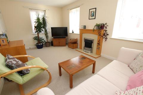 10 Haddeo Drive, Exeter, EX2 7PE