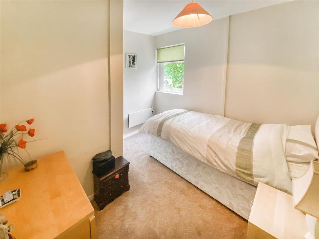 Bedroom 2.jpg