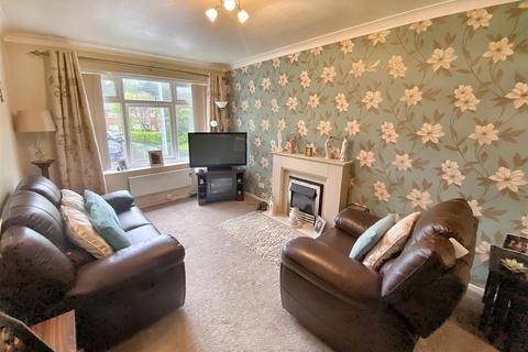 14 Beechfield Close, Sale, M33 4EH