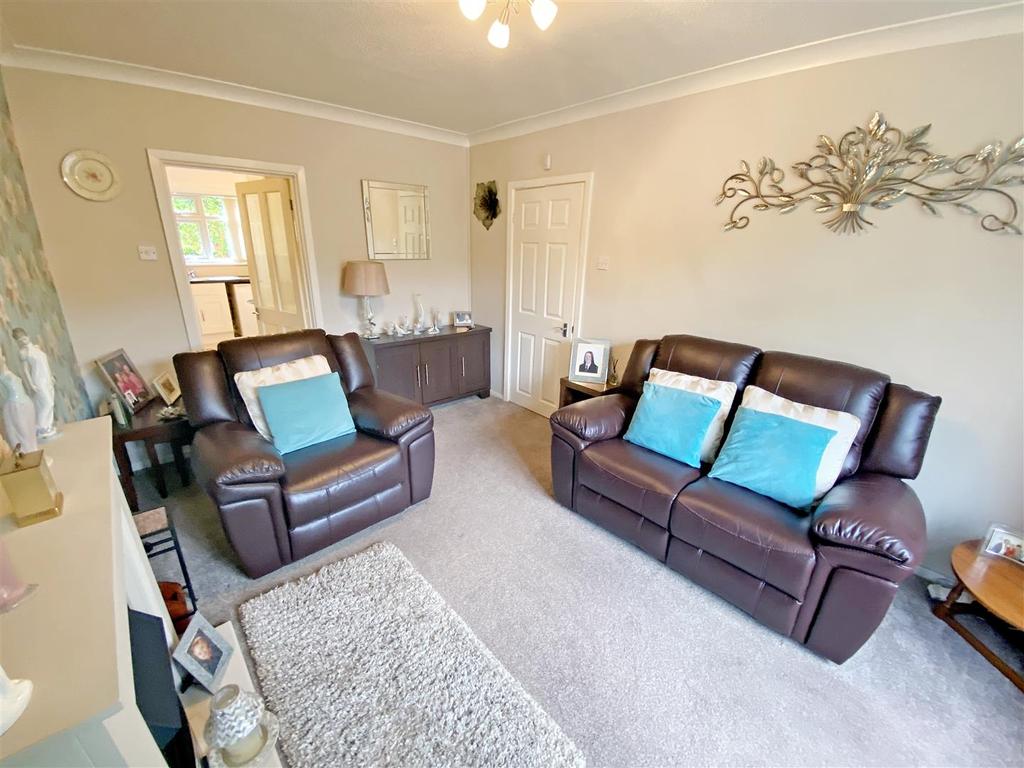 Lounge Aspect 2.jpg