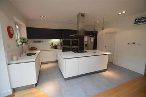 30 Uphill Grove, Mill Hill, London, NW7 4NJ