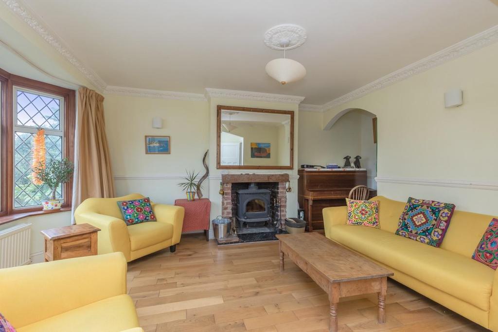 Eldred Avenue, Brighton 2 bed semidetached house £600,000