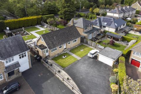 22 Long Fallas Crescent, Brighouse, HD6 3TN