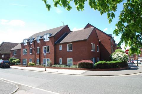 1 bedroom flat for sale, Homelodge House, Castle Dyke, Lichfield