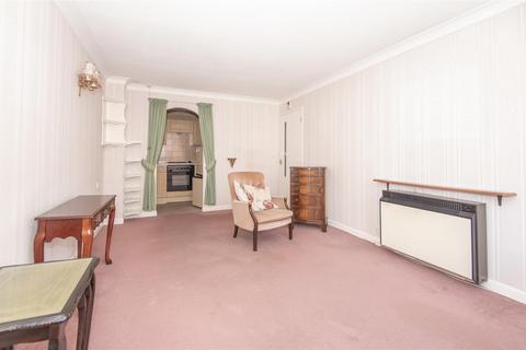 1 bedroom flat for sale, Homelodge House, Castle Dyke, Lichfield