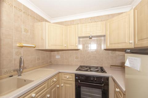 1 bedroom flat for sale, Homelodge House, Castle Dyke, Lichfield