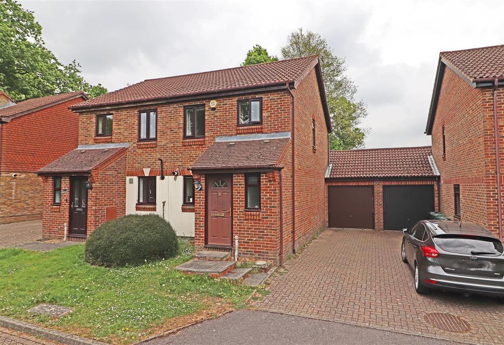 Alpine Road, Redhill 2 bed semidetached house £400,000