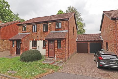 98 Alpine Road, Redhill, RH1 2LF