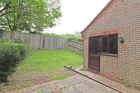98 Alpine Road, Redhill, RH1 2LF