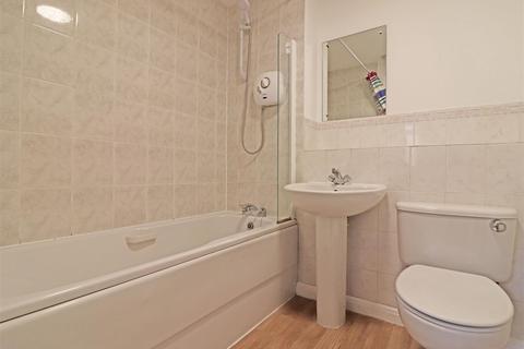 98 Alpine Road, Redhill, RH1 2LF