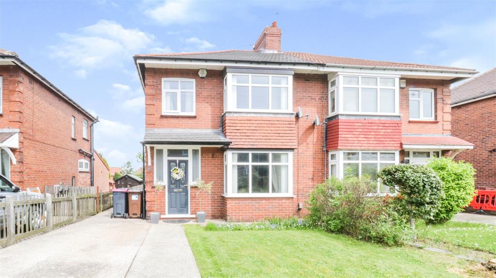 Quarry Hill Road, WathUponDearne, Rotherham 3 bed semidetached house