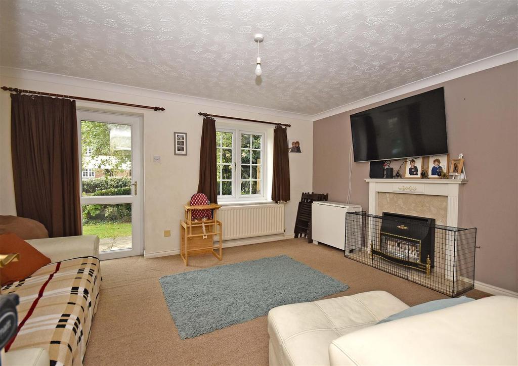 32 Kings Loade, Bridgnorth 3 bed terraced house £215,000