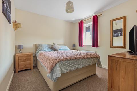 14 Buxton Way, Royal Wootton Bassett, Swindon, SN4 8JB