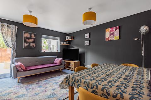 14 Buxton Way, Royal Wootton Bassett, Swindon, SN4 8JB