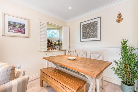7 Riverhill Mews, Worcester Park, KT4 7AG