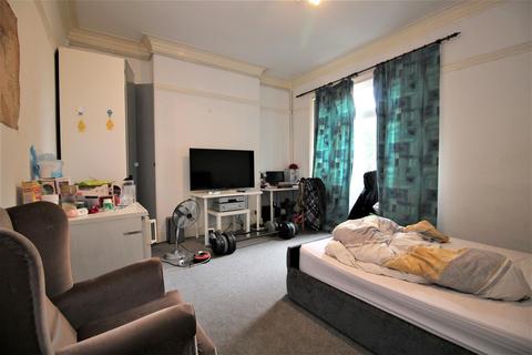 7 bedroom house for sale - Evington Place, Evington Rd, Leicester