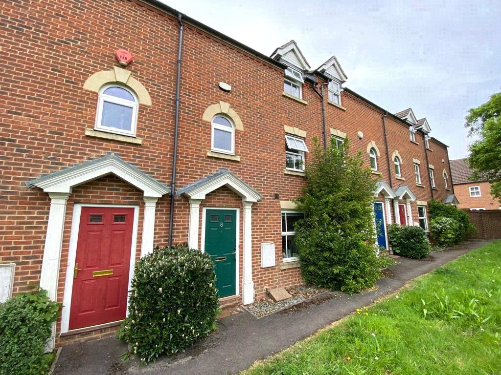 Sycamore Rise, Bracknell, Berkshire... 4 bed townhouse £2,150 pcm (£