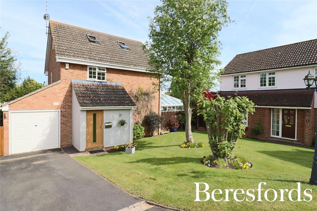 Hillway, Billericay, CM11 4 bed detached house £700,000
