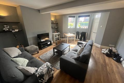 2 bedroom apartment to rent, Cardigan Road, Leeds, West Yorkshire, LS6
