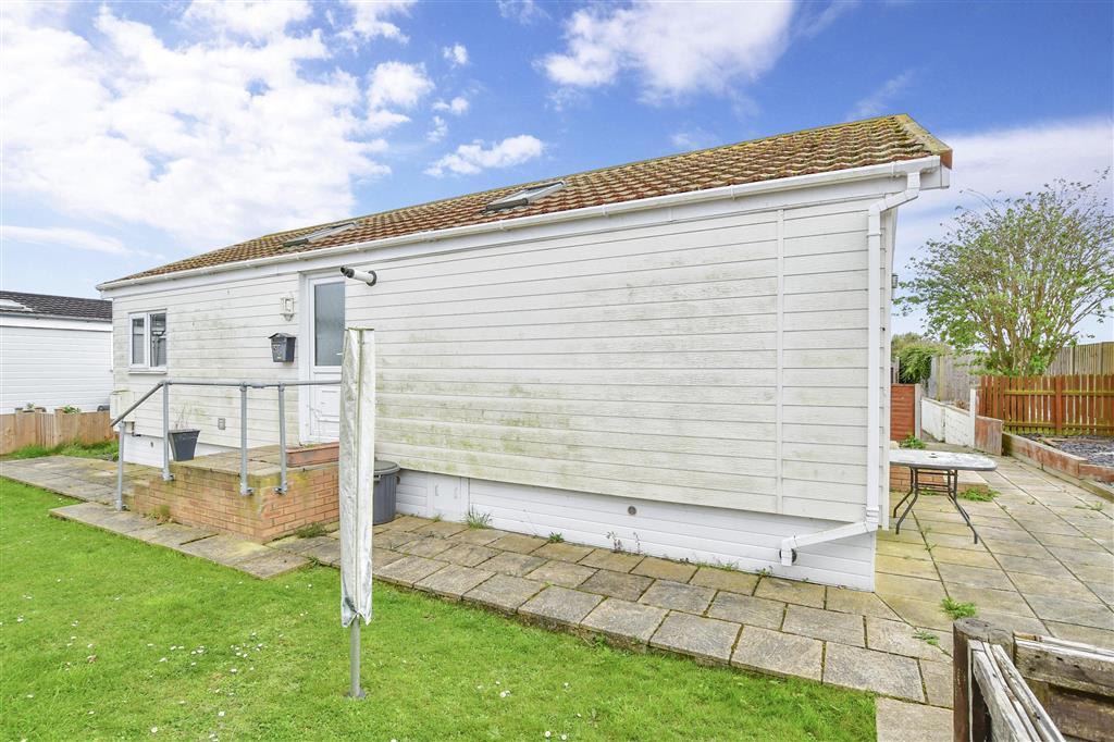 Kingsmead Park, Allhallows, Rochester, Kent 2 bed park home for sale