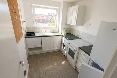 2 bedroom apartment for sale, Grand Court West, Grand Drive, Leigh-on-Sea, Essex, SS9