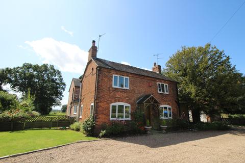 4 bedroom country house to rent - Corner Farm, Pit Lane, Hough, Crewe, Cheshire, CW2