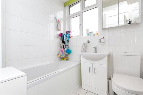 54 Hillcrest Road, Bromley, BR1 4SB