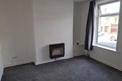 2 bedroom terraced house to rent, Thomas Street, Colne, BB8