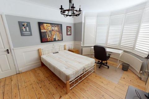 undefined, Winchmore Hill