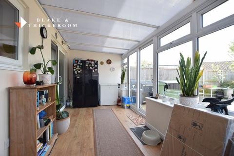 46 Dedham Avenue, Clacton-on-sea, CO16 8AN