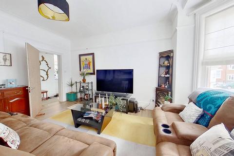 3 bedroom flat to rent, Charleville Road, London W14