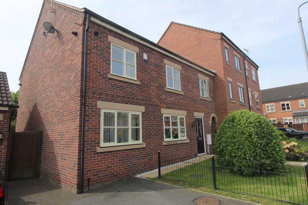 Eldon Green, Tuxford 4 bed end of terrace house £265,000