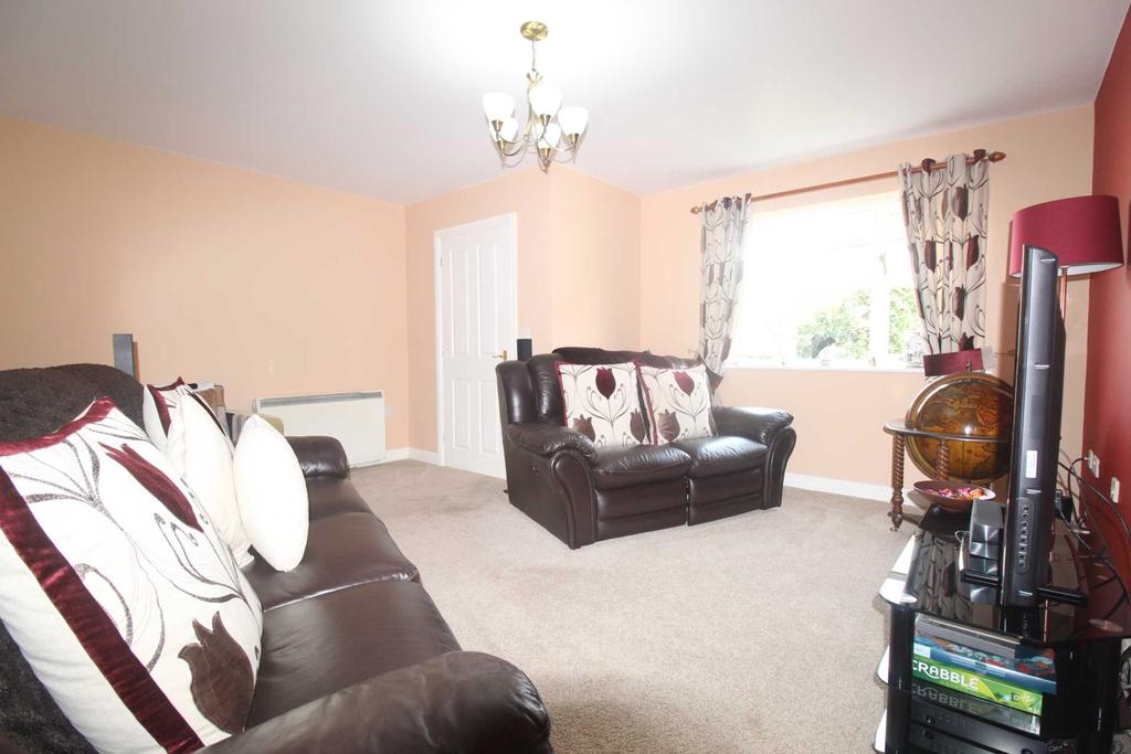 Eldon Green, Tuxford 4 bed end of terrace house £265,000