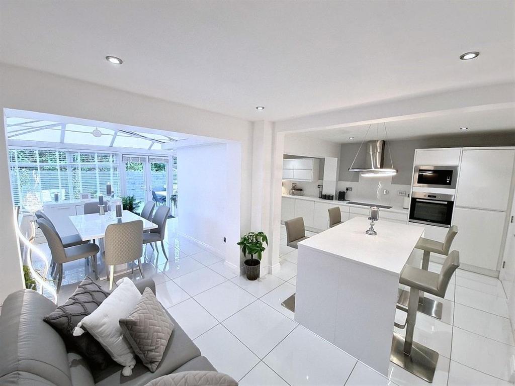 Langdale Way, East Boldon 5 bed detached house £430,000