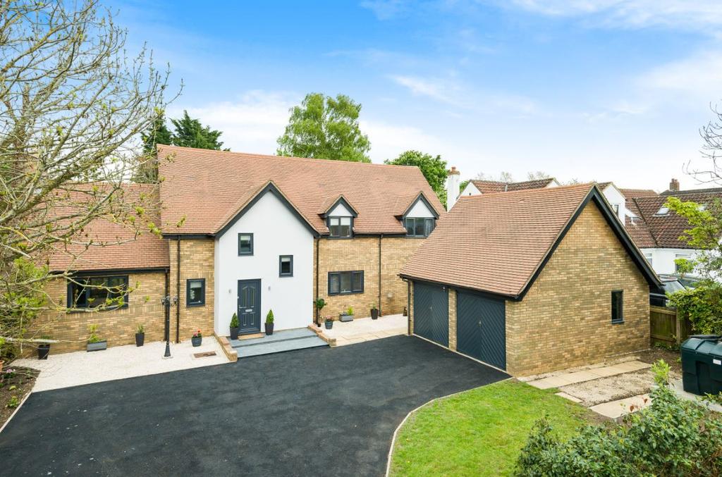Grange Farm Close, Abbotsley, St. Neots 4 bed detached house £900,000