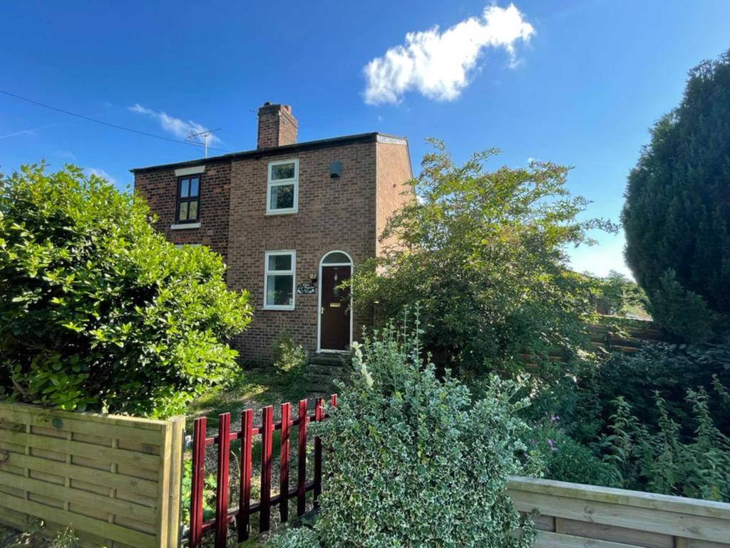 White Moss Road South, Skelmersdale 2 bed semidetached house for sale