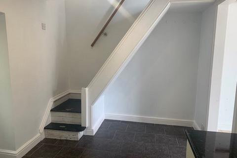8 Cyfyng Road, Ystalyfera, Swansea, SA9 2BS