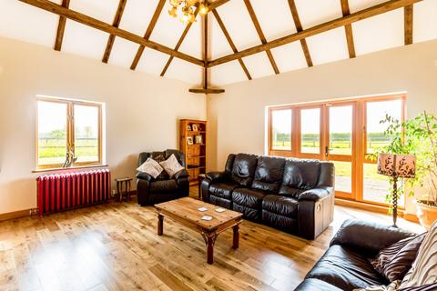 5 bedroom barn conversion for sale - Water Lane, Ford, Aylesbury, Buckinghamshire, HP17
