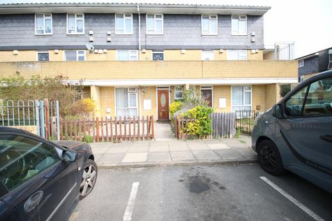 undefined, Eldridge Close, FELTHAM, Greater London, TW14